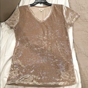 Velvet v-neck short sleeved top